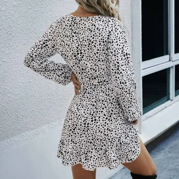 Dalmatian print ruffle hem wrap belted dress - Picture 4 of 4